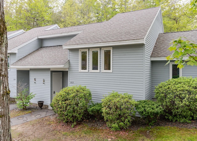135 Portland Ave Unit 803, Old Orchard Beach, ME 04064 - tri-level home featuring roof with shingles