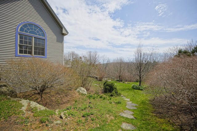 31 Barrett Dr, Rockport, ME 04856 - view of yard