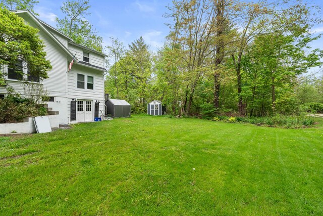 8 Organug Rd, York, ME 03909 - view of grassy yard