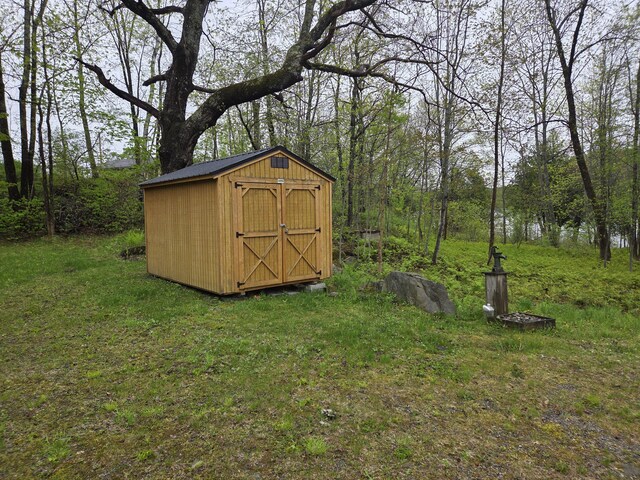 53 Main St, Medway, ME 04460