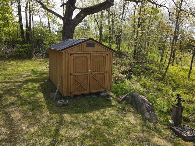 53 Main St, Medway, ME 04460