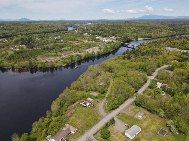 53 Main St, Medway, ME 04460