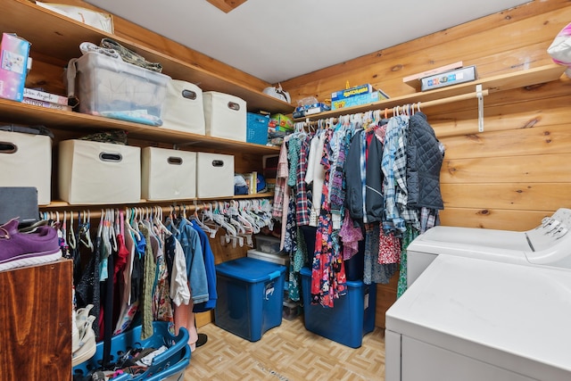 spacious closet with independent washer and dryer