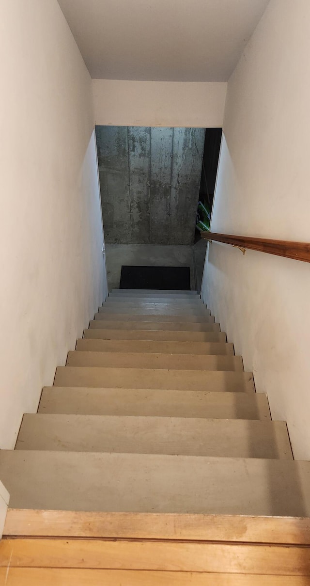 74 Town Farm Rd, Hampden, ME 04444 - view of staircase