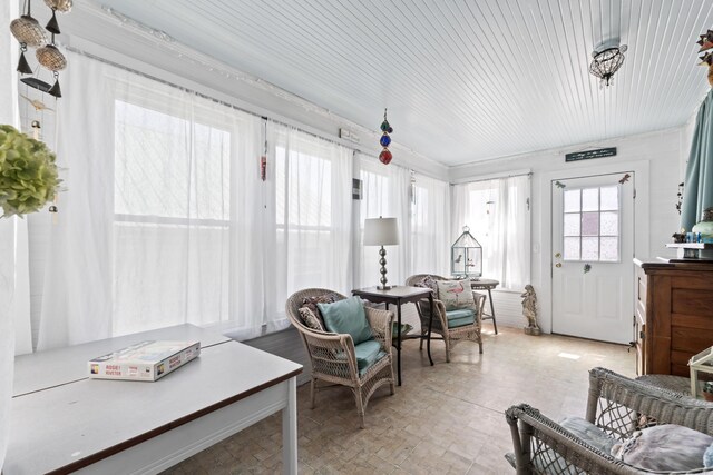 98 Main St, Winthrop, ME 04364 - view of sunroom / solarium