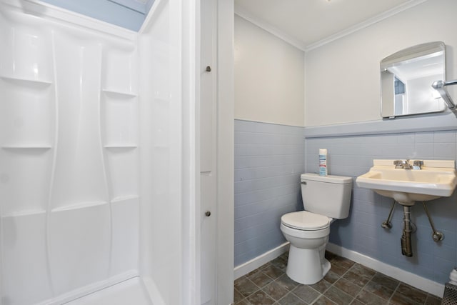 98 Main St, Winthrop, ME 04364 - bathroom featuring baseboards, a walk in shower, crown molding, toilet, and wainscoting