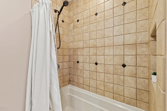 full bath with shower / bath combo
