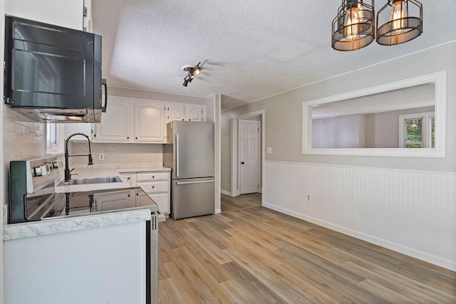 2 Orchard Rd, Cumberland, ME 04021 - photo 11