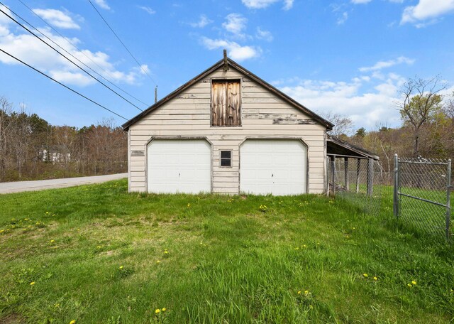 20 Crystal Spring Ln, Rome, ME 04963 - view of detached garage