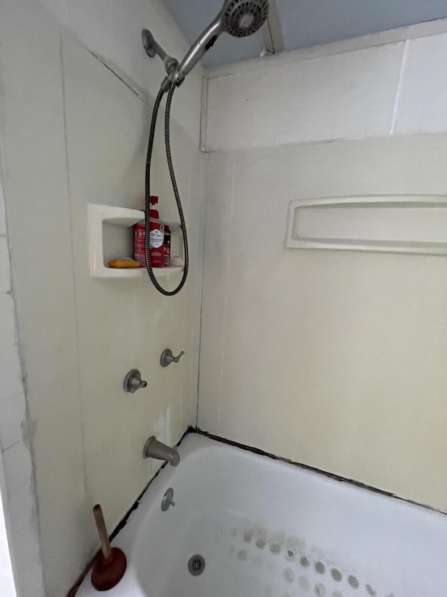 full bathroom with bathtub / shower combination