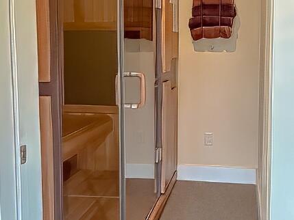 370 Christian Ridge Rd, Ellsworth, ME 04605 - interior space
