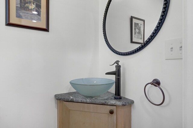 111 Bucknam Rd, Falmouth, ME 04105 - photo 12