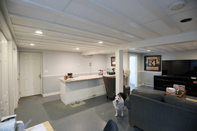 bar featuring baseboard heating, baseboards, recessed lighting, and concrete floors
