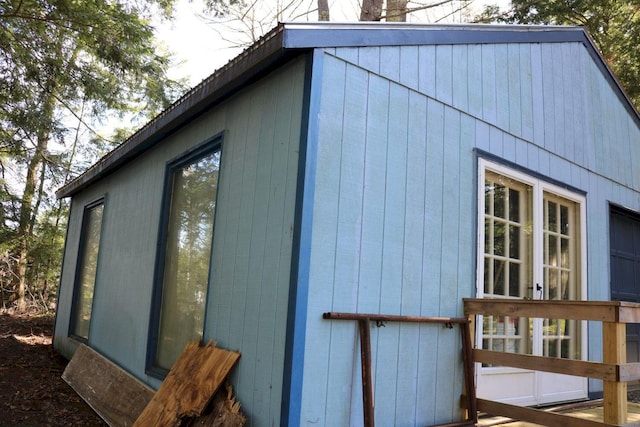 68 Salmon Rd, Madison, ME 04950 - view of side of home