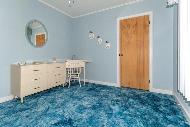 office area featuring crown molding, carpet flooring, baseboards, and a ceiling fan