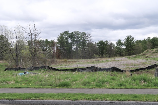 78 Fieldstone Dr, Augusta, ME 04330