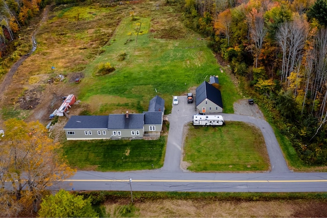 aerial view of property and surrounding area