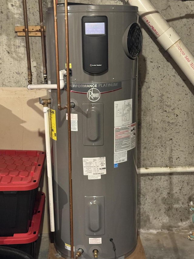 43 Webb River Dr, Dixfield, ME 04224 - utility room featuring water heater