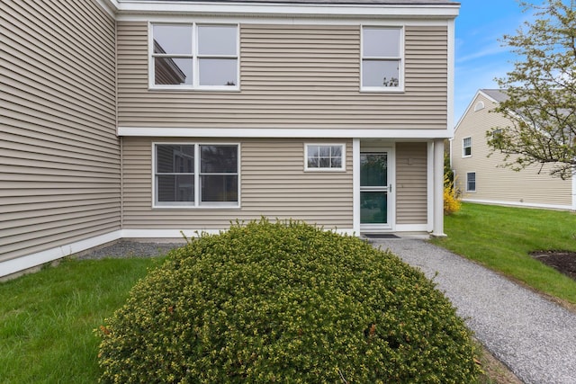 30 Glenridge Dr Unit 30, Portland, ME 04102 - rear view of house with a yard