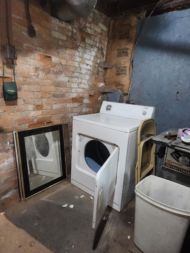 washroom featuring washer / dryer