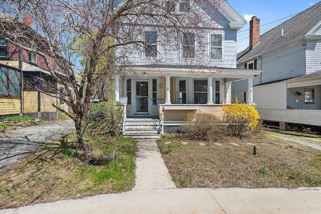 view of front of house featuring a porch