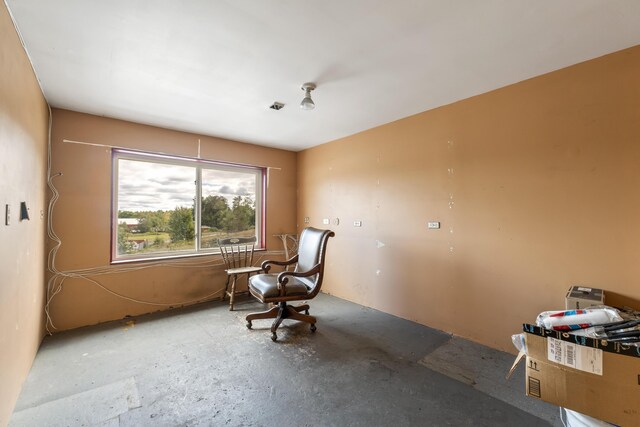 34 Compass Ln, Topsham, ME 04086