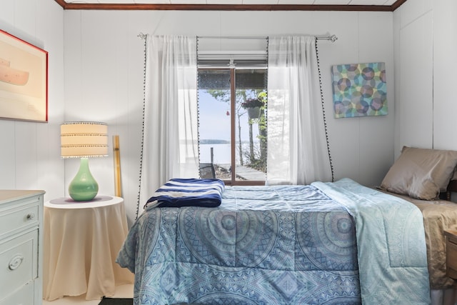 489 Leisure Ln, Frye Island, ME 04071 - bedroom featuring a decorative wall