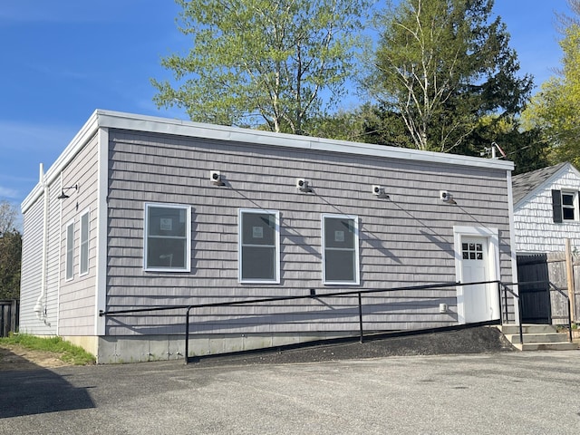 10 W Bates St, Auburn, ME 04210 - view of property exterior