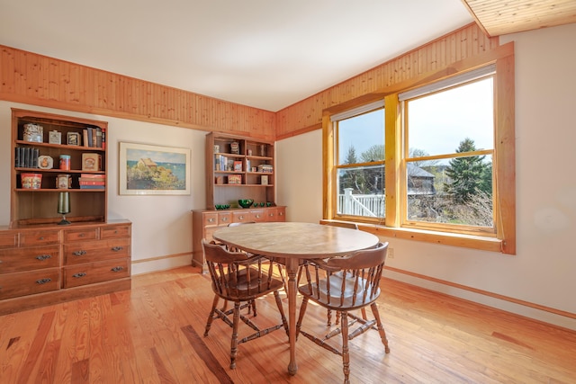 6 Sea St, Northeast Harbor, Mount Desert, ME 04662 - dining room featuring light wood-type flooring and baseboards