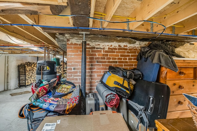 storage room with washer / clothes dryer