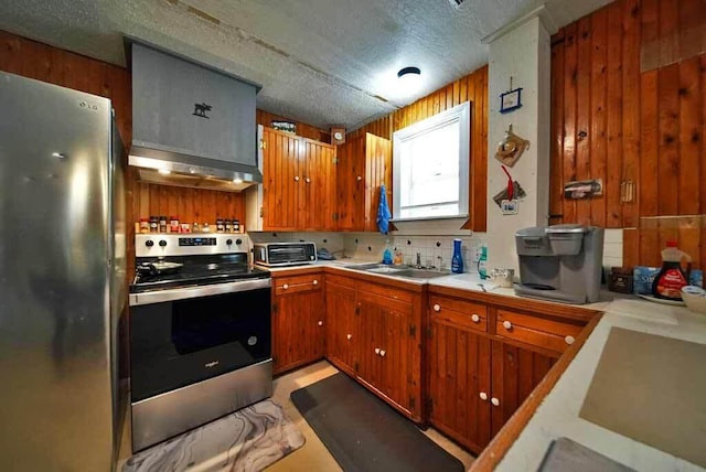 33 Columbia St, Houlton, ME 04730 - photo 14