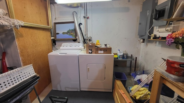 6 Glenmere Rd, Saint George, ME 04860 - washroom featuring washing machine and dryer