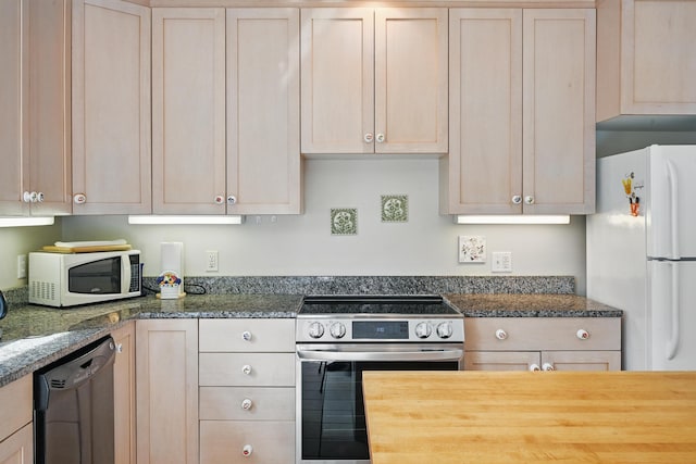 20 Eagle Point Rd, Bath, ME 04530 - kitchen featuring white appliances