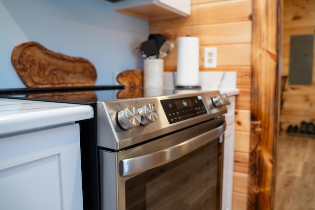 50 Beans Mill Rd, Corinth, ME 04427 - detailed view of stainless steel electric range oven