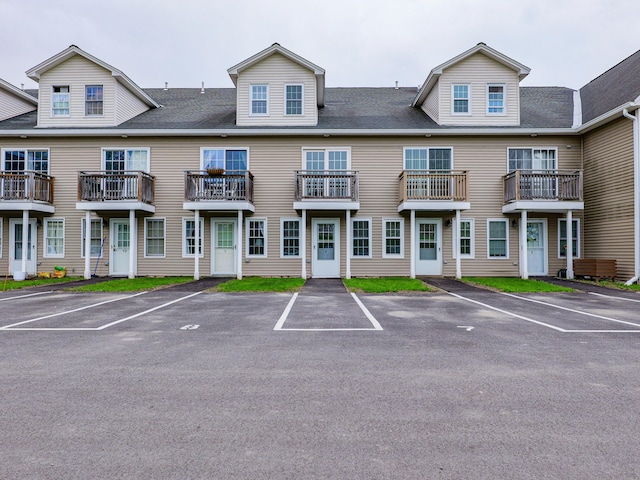 35 Mathews Ave Unit 8, Waterville, ME 04901 - view of front facade with uncovered parking