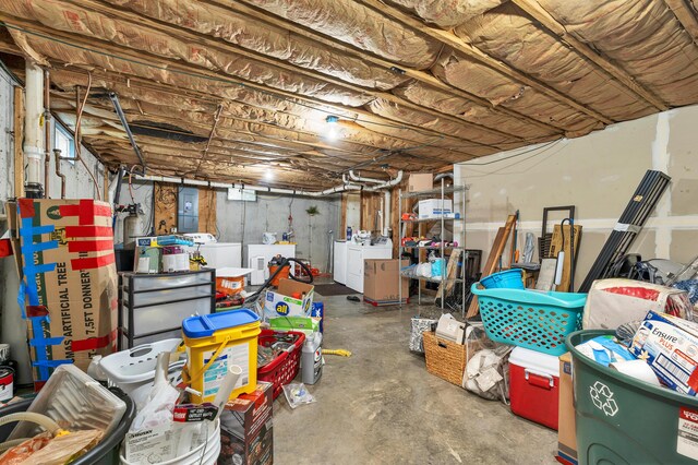 28-30 W Winds Dr, Lebanon, ME 04027 - unfinished basement featuring washing machine and clothes dryer