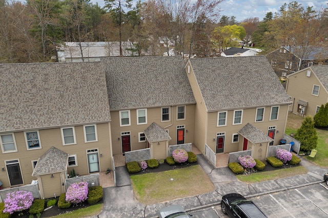 view of front of property with uncovered parking