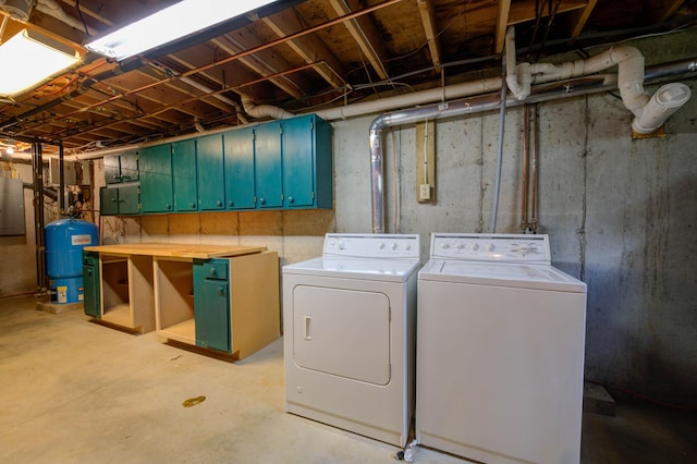 25 Winds Way Dr, Nobleboro, ME 04555 - washroom with washer and dryer and electric panel