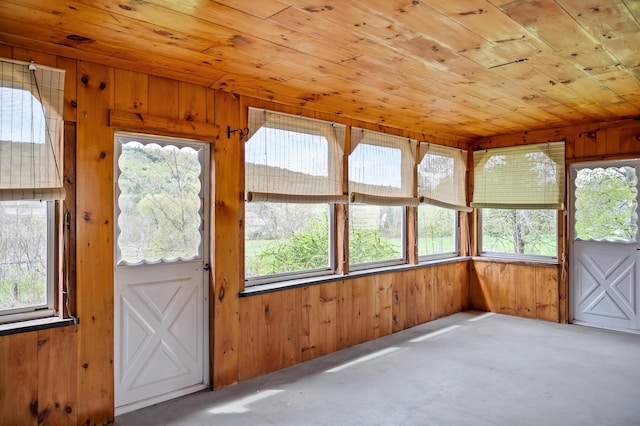 691 N Rd, Parsonsfield, ME 04047 - unfurnished sunroom featuring healthy amount of natural light