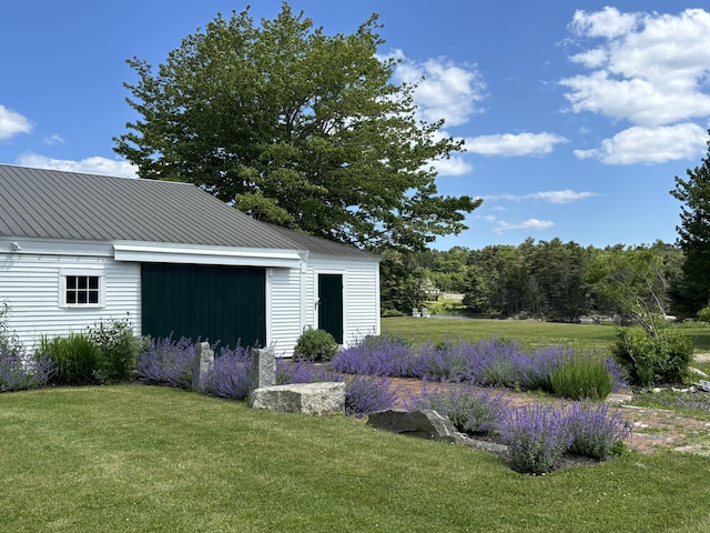 32 Murray Hill Rd, Boothbay, ME 04544 - view of grassy yard featuring an outbuilding