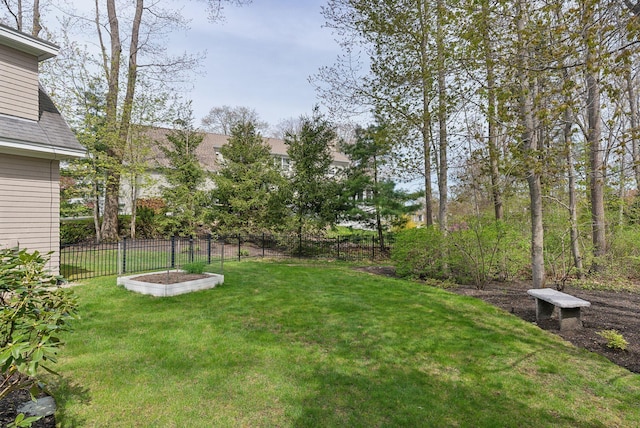 11 Clubhouse Dr, Kennebunk, ME 04043 - view of yard