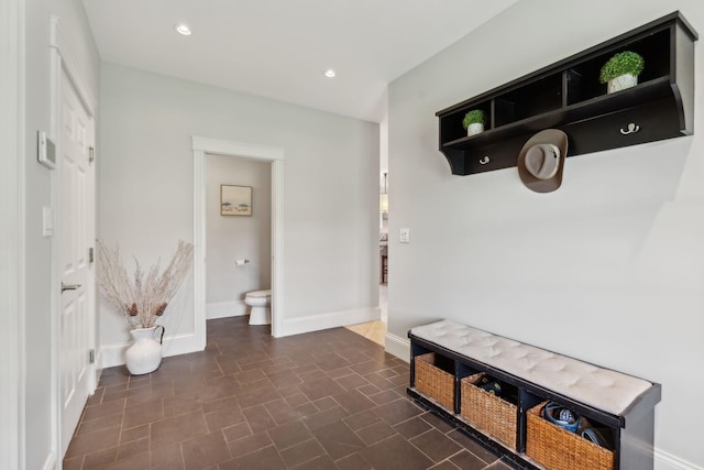 10 Jameson Dr, Falmouth, ME 04105 - mudroom featuring recessed lighting and baseboards