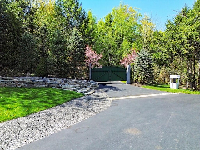 22 Lindas Way, Manchester, ME 04351 - view of gate