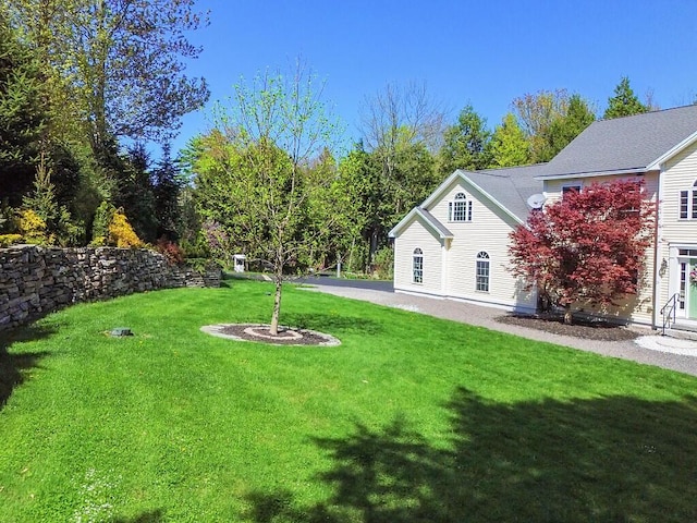 22 Lindas Way, Manchester, ME 04351 - view of green lawn