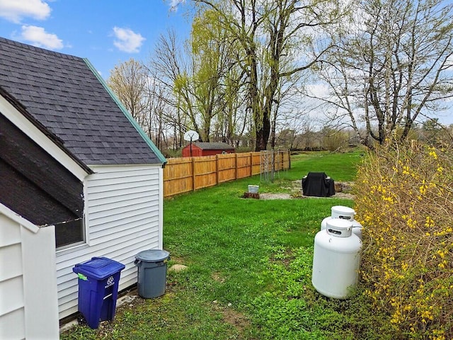 66 Beechwood St, Thomaston, ME 04861 - view of yard