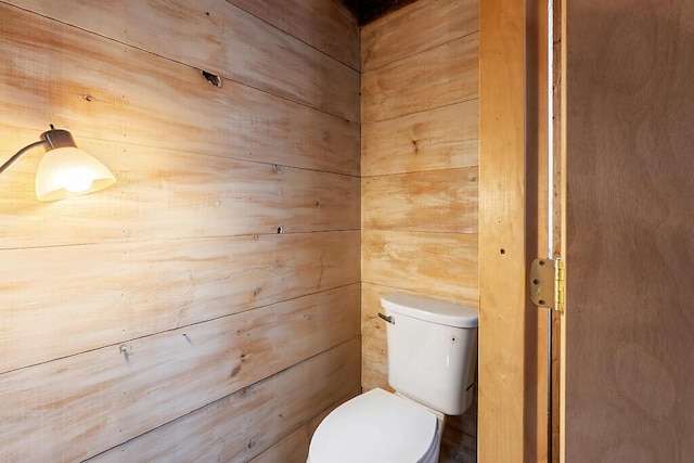 194 Birch Ln, Unity, ME 04988 - bathroom featuring toilet
