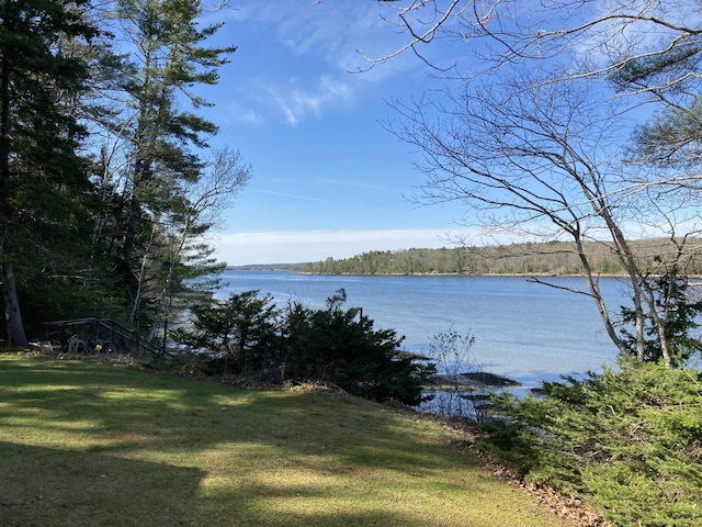 32 Taunton Keep, Hancock, ME 04640