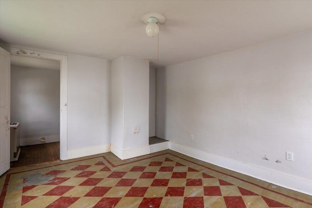 41 Church St, Damariscotta, ME 04543 - unfurnished room featuring baseboards