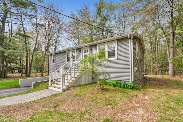 view of front of property