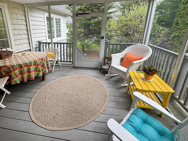 view of sunroom / solarium